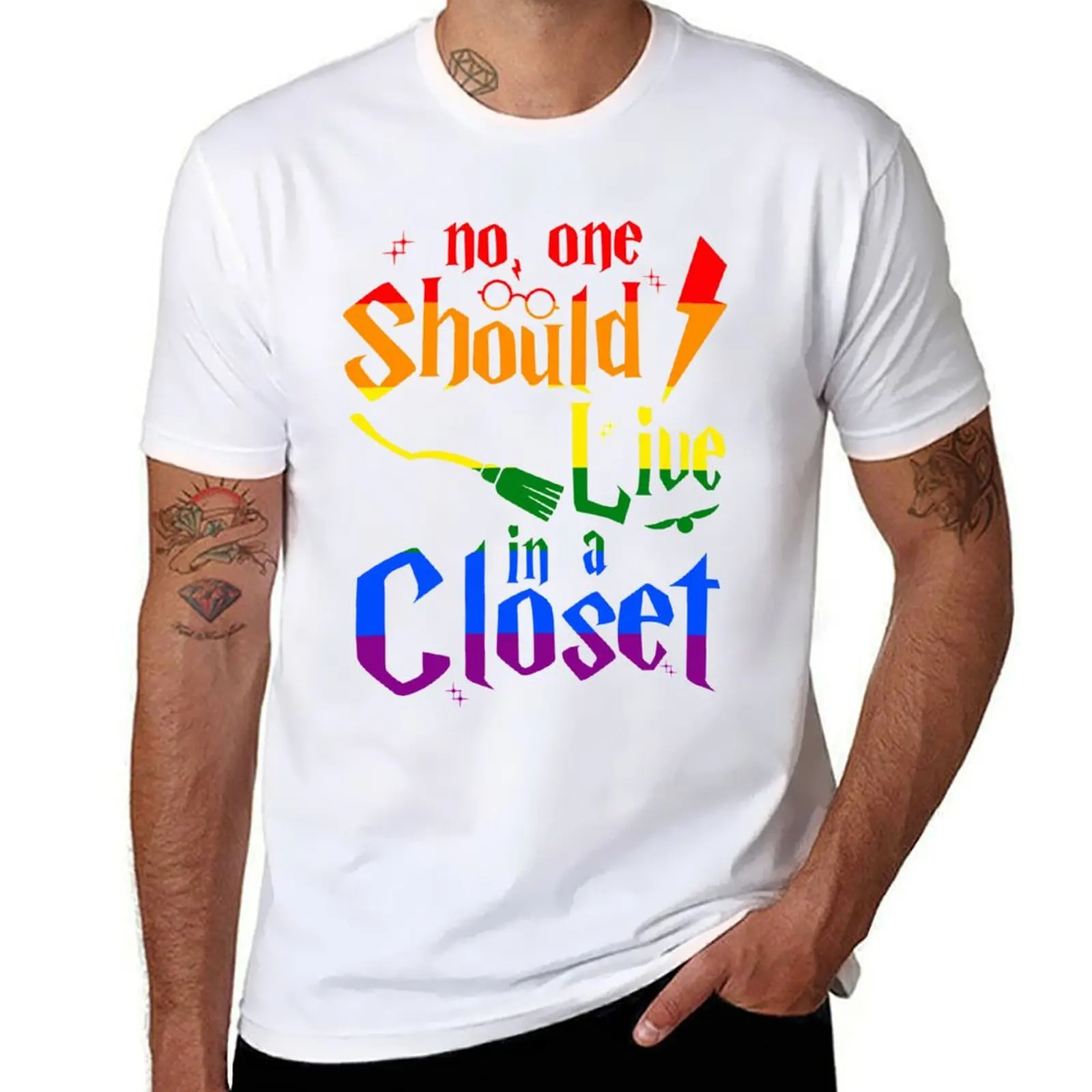 

LGBT Pride Shirt No One Should Live In A Closet Cool LGBTQ Pride Rainbow Gay Flag Pride Gifts T-Shirt