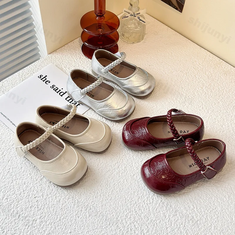 

Retro Girl Princess Shoes 2025 New Children's Fashion PU Leather Shoes Elegant Kids Ballet Flats Shoes Non-slip Party Mary Jane