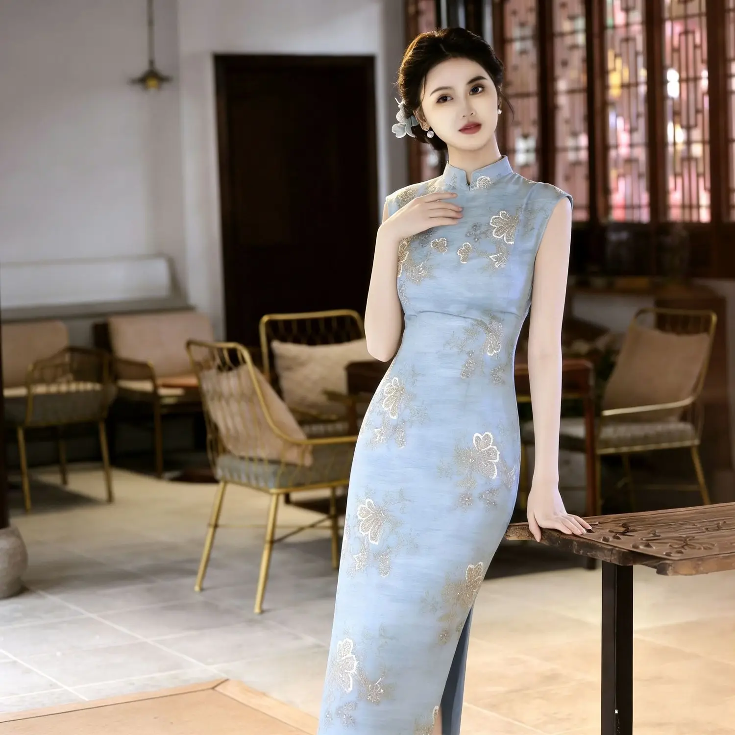 

2026 Summer New Improved Cheongsam New Chinese Embroidered Slim Thin Light Blue Sleeveless Cheongsam