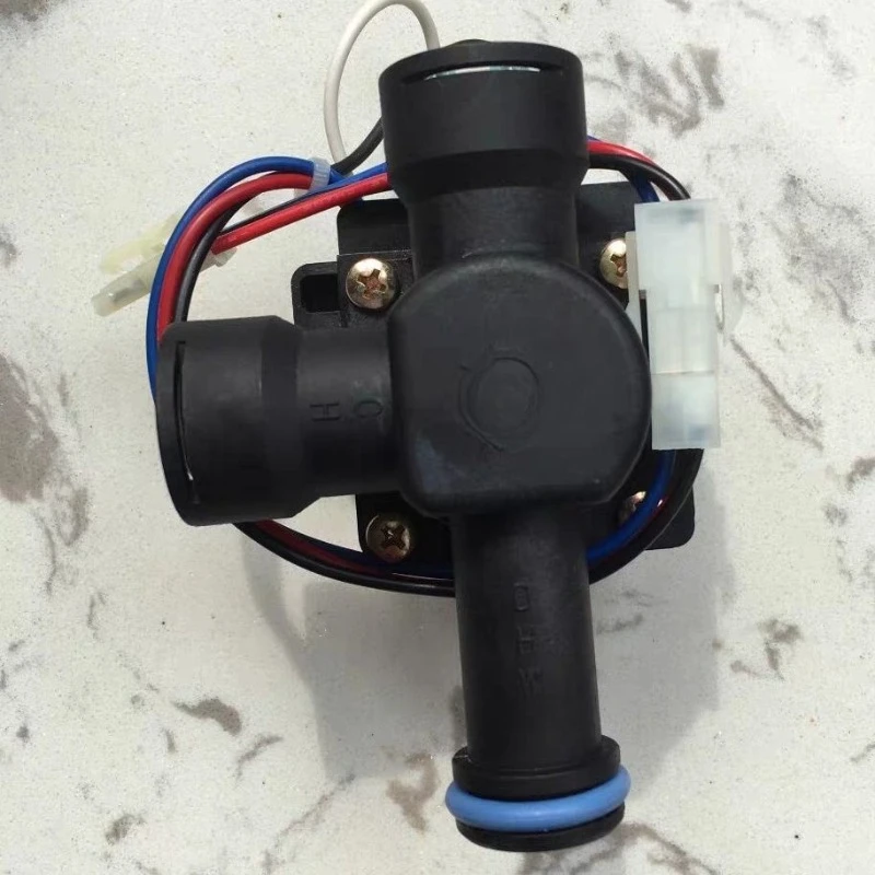 Suitable for Dacheng wall-mounted boiler three-way valve,  reversing valve accessories, second-hand products