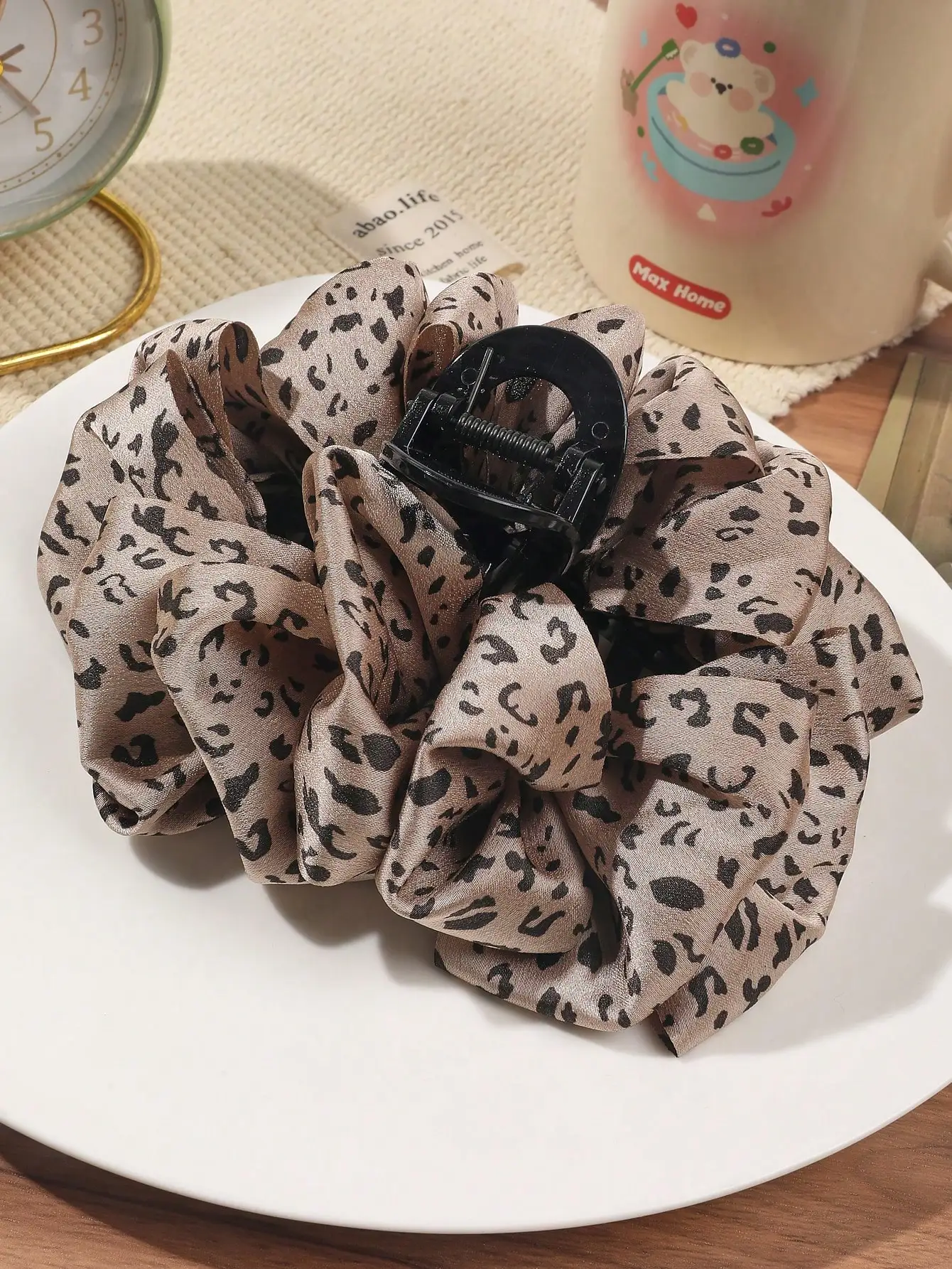 Nuova clip per artiglio per capelli grande leopardo di seta per donna Forcina vintage Semplice Barrette Morsetto per coda di cavallo Accessori per capelli invernali di moda