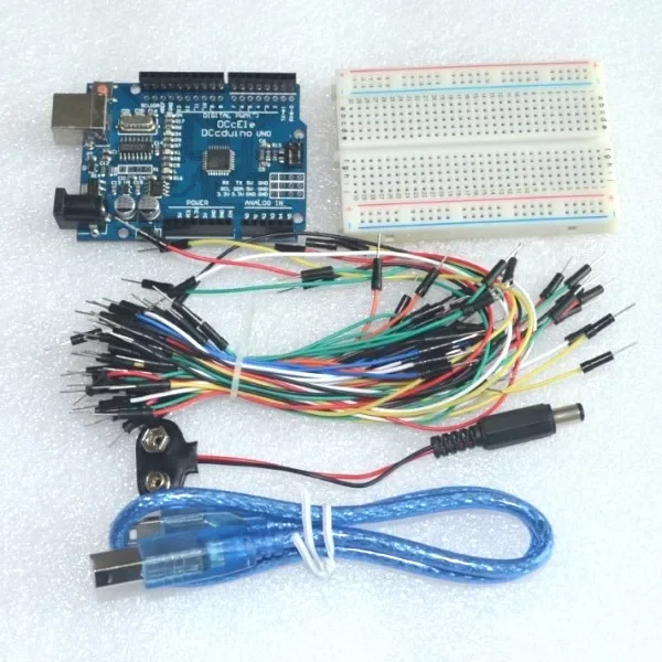

Arduino Uno R3 Starter Kit Bundle of 5 Uno R3, Breadboard, Jumper Wires, USB Cable and 9V Battery Connector