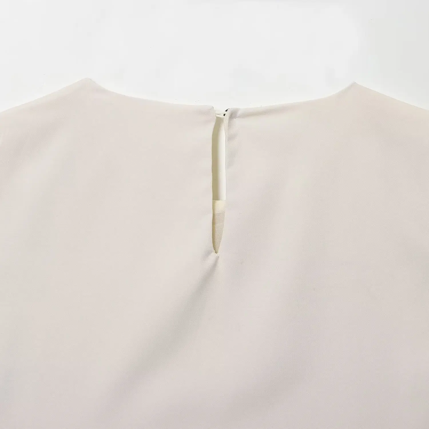 KASLEAD New Women's Faion Satin Feel Ruffle Hem Top redondo Ne Svel Longitud Regular Fibra de Poliéster 00%