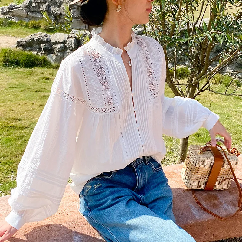 

Весенняя рубашка из хлопка и льна 2025 года, нишевый дизайн с длинными рукавами, свободная белая рубашка, женская одежда