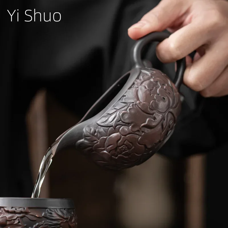 

Retro Handmade Carved Purple Pottery Xianglong Phoenix Ceramic Tea Serving Pot Purple Sand Tea Pitcher Tea Funnel Gong Dao Bei