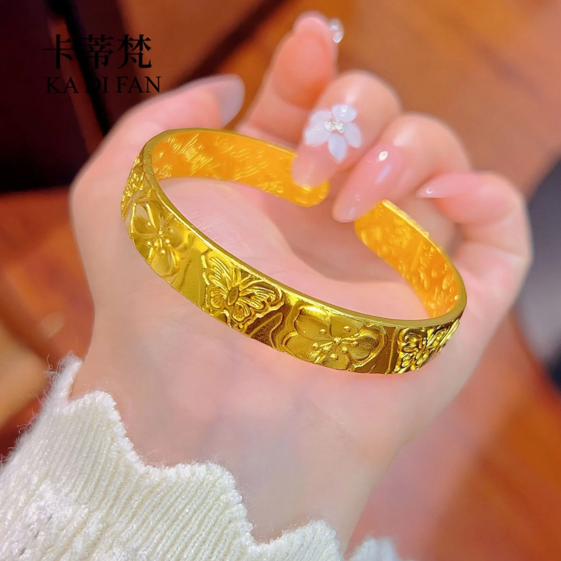 9999 24K genuine gold light luxury butterfly rose gold bracelet, fashionable women's gold jewelry and accessories