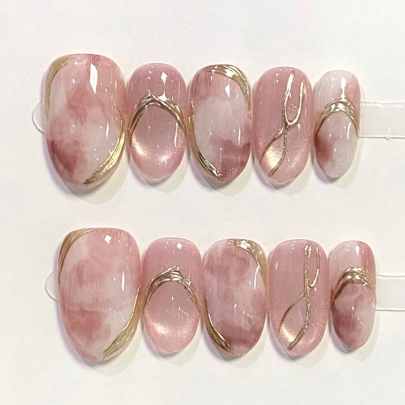 

10Pcs Cat's Eye Pink Smudge Fake Nail Short Round Handmade Press on Nails Irregular Gilding Reusable Full Cover False Nails Tips