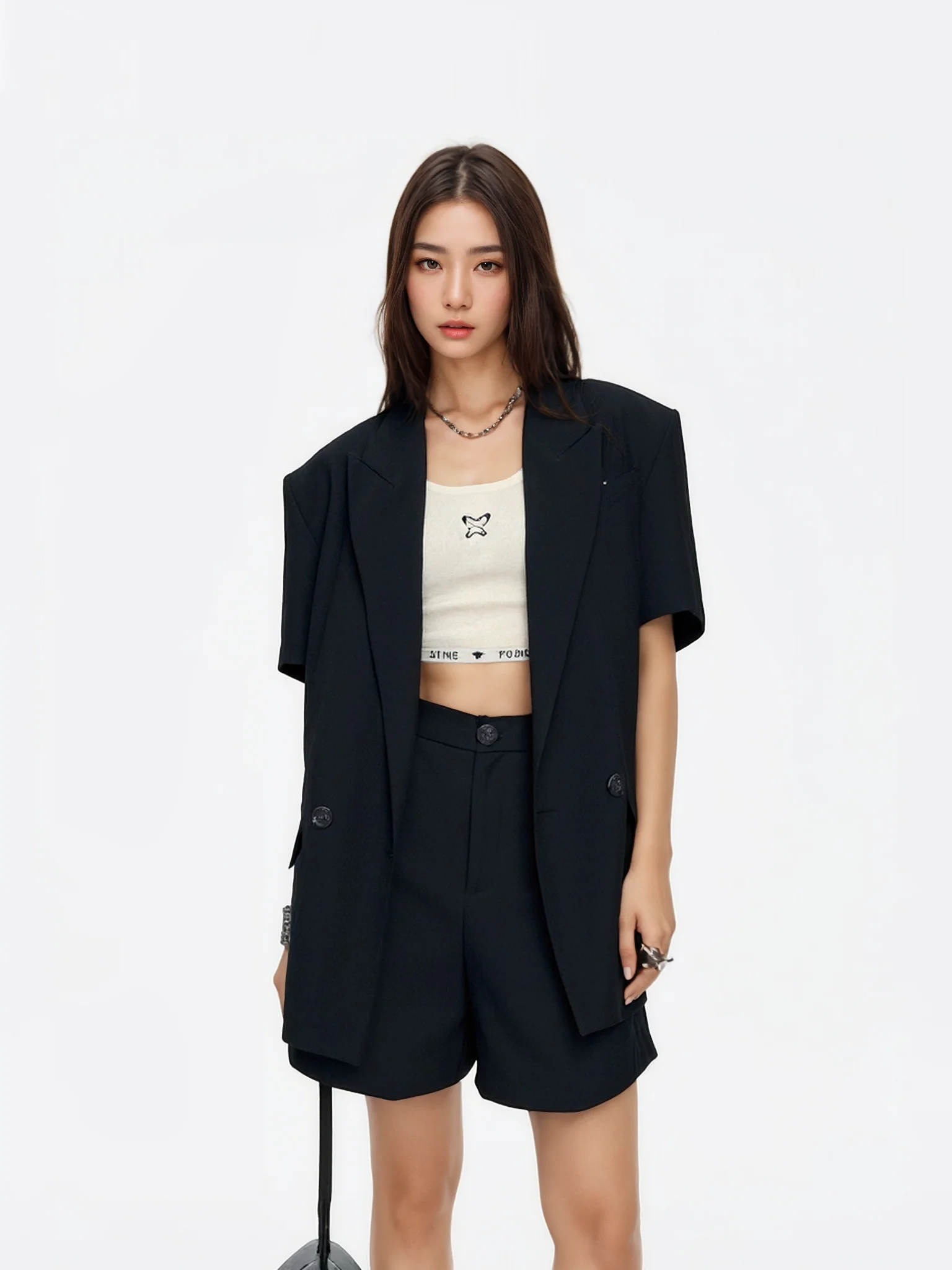 

Летний повседневный тонкий черный костюм-двойка для женщин: модный легкий комплект из полиэстера с топом на пуговицах и брюками