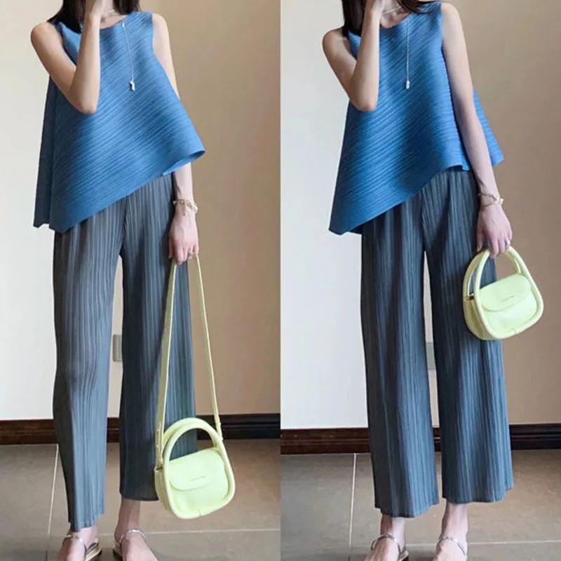 Folding chic top two-piece women's 2024 summer high-grade relaxed leisure fashion wide-leg pants suit