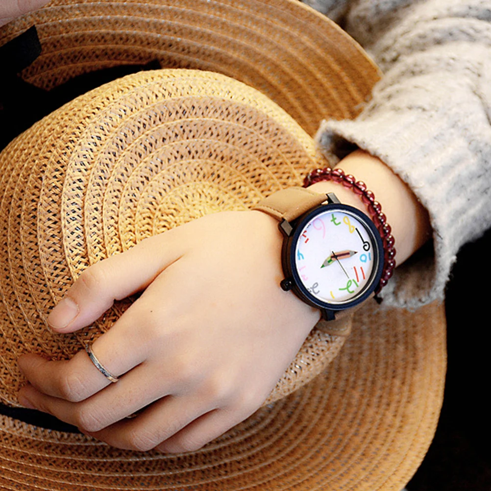 

1pc Waterproof Quartz Watch For Kids Cartoon Pattern Wristwatch Adjustable Strap Fashion Gift (White Dial Brown Band)