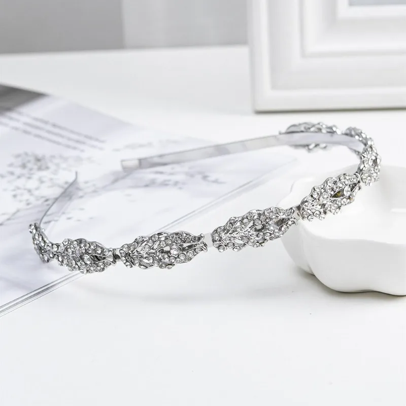 Sparkling Rhinestone Leaf Headband, Bridal Crystal Hair Accessory for Wedding Ceremony