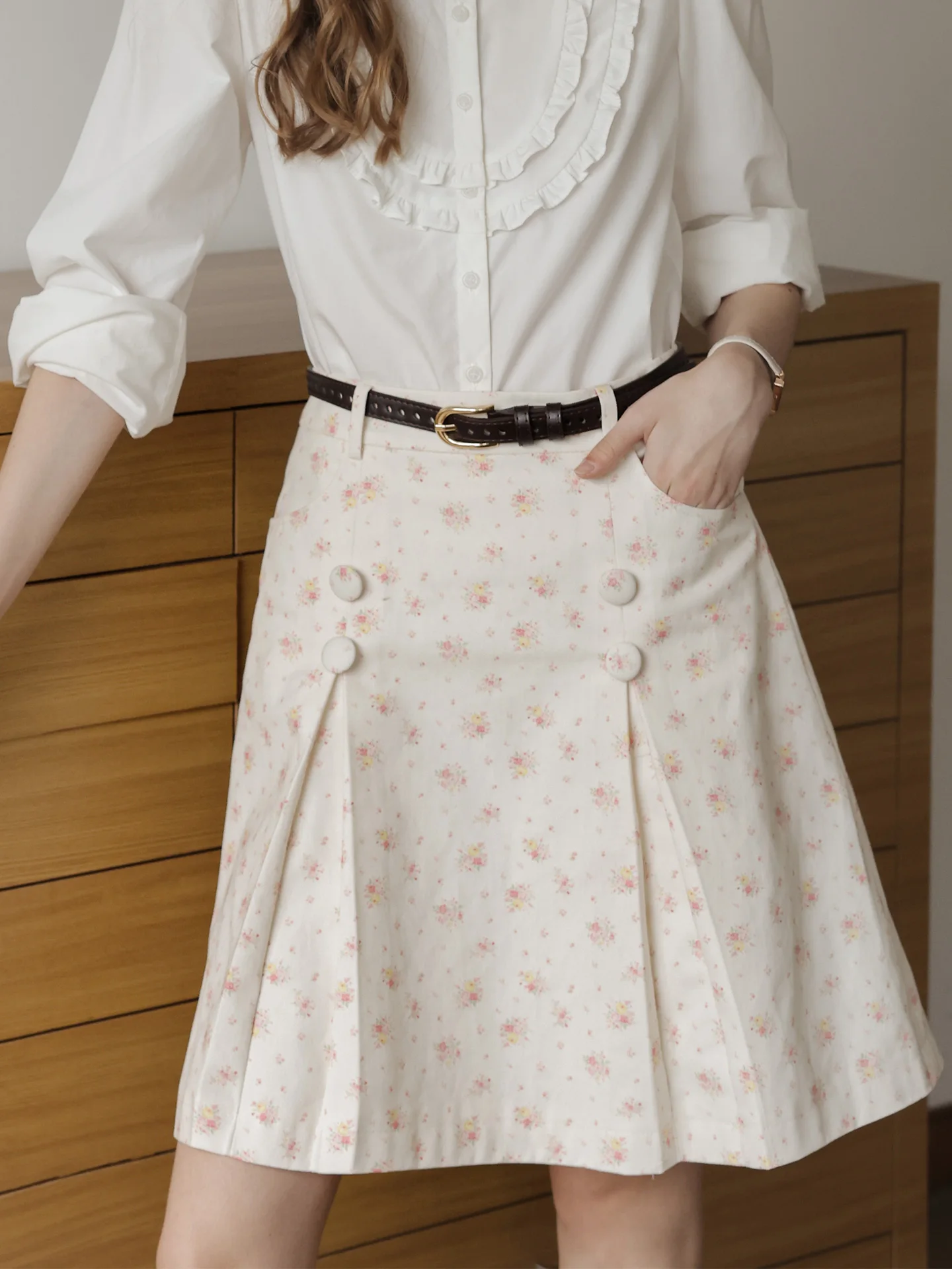 Fall 2026 High Waist A-Line  Skirt Floral Print Decorative Double Button Pocket Design Commute Friendly Breathable Cotton...