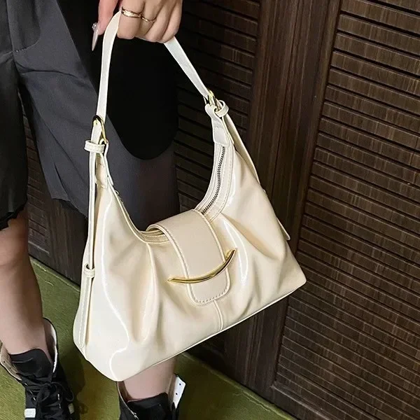 

2025 Stylish Minimalist Armpit Bag - French Niche Design, Textured Retro, Versatile for Commuting, Mini Shoulder Bag