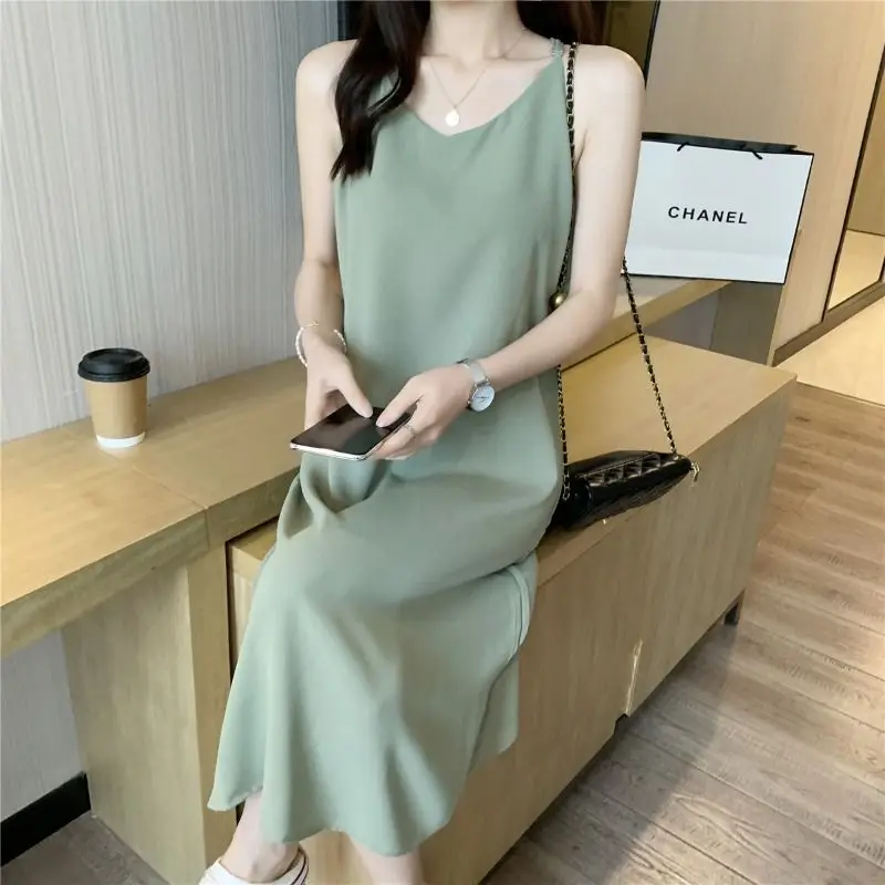 Basic Straight Slip Midi Dress Female Clothing Elegant V-Neck Sleeveless Dress Monochromatic Commute Fashion Korean Summer 2024