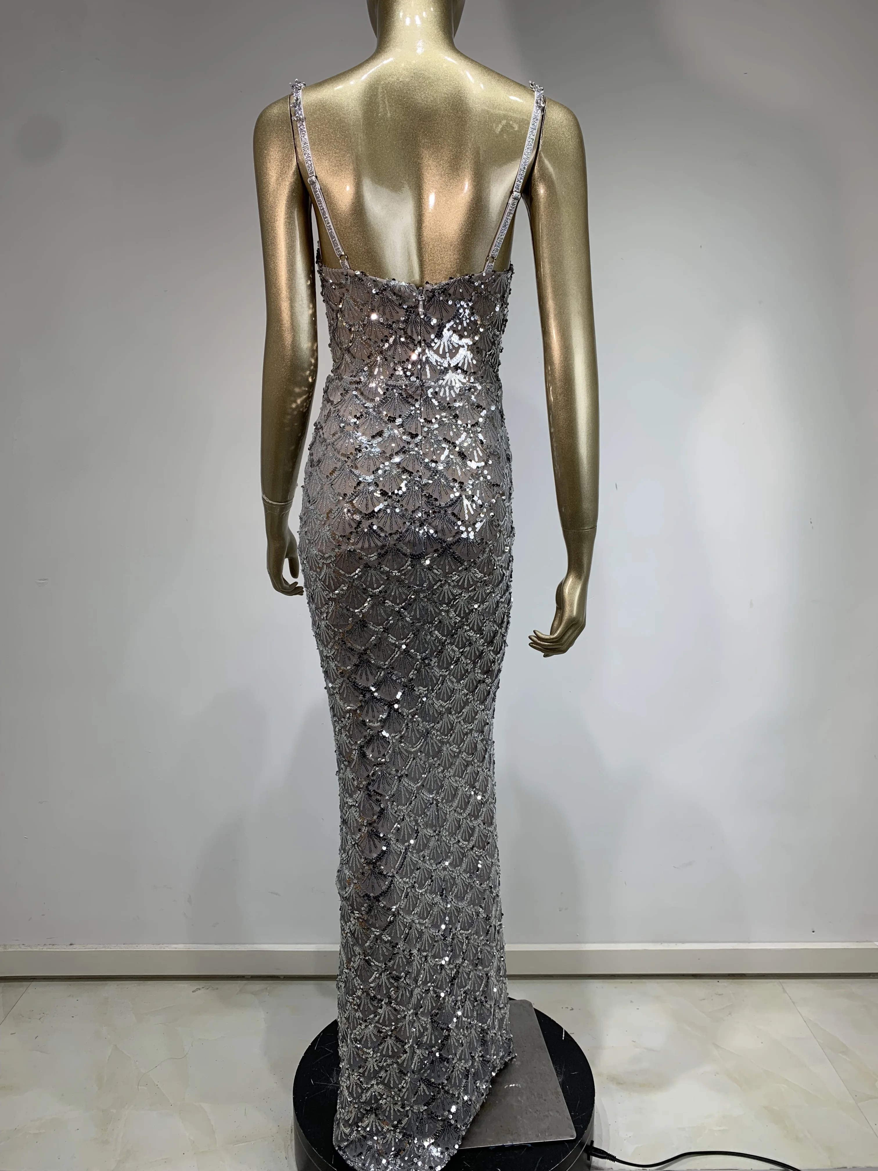 Women Sexy V Neck Backless Sequins Mesh Sparkly Silver Maxi Long Dress 2024 Elegant Party Evening Outfit Vestido