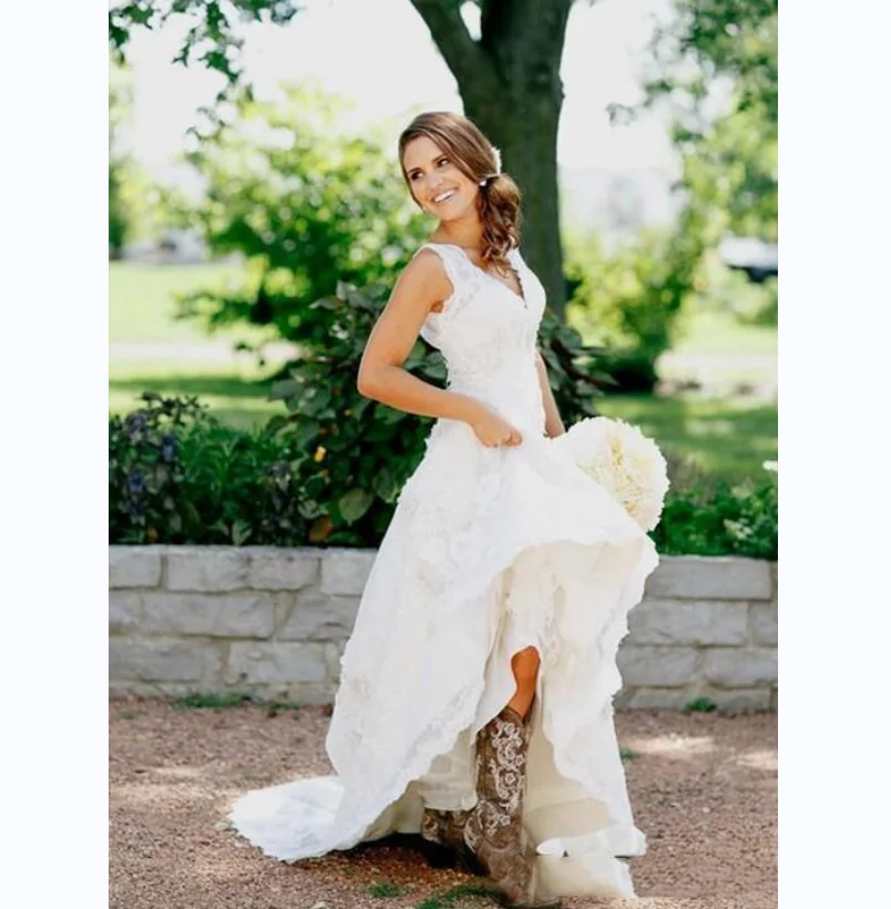 Vestido de novia blanco elegante de alta costura con cuello en V, bordado Halter, apliques de tren de barrido, largo hasta el suelo, vestido de novia a medida