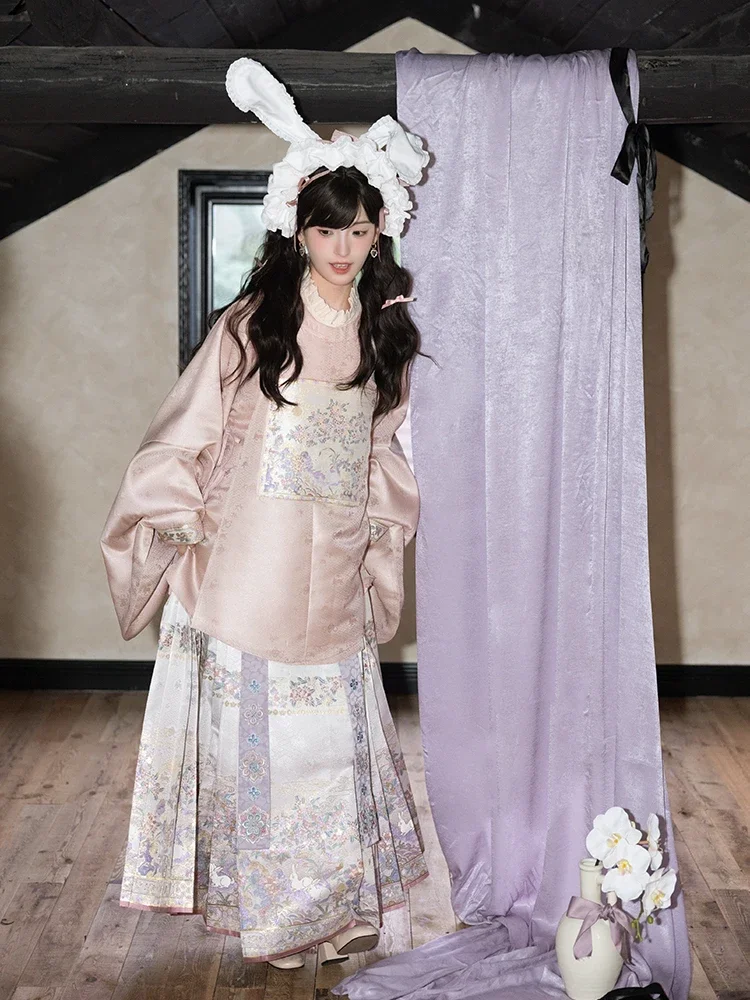 Chinese Style Ming Dynasty Square Collar Jacket Hanfu Horse Face Skirt Jade Rabbit Elegant Generous Fairy Stage Performance