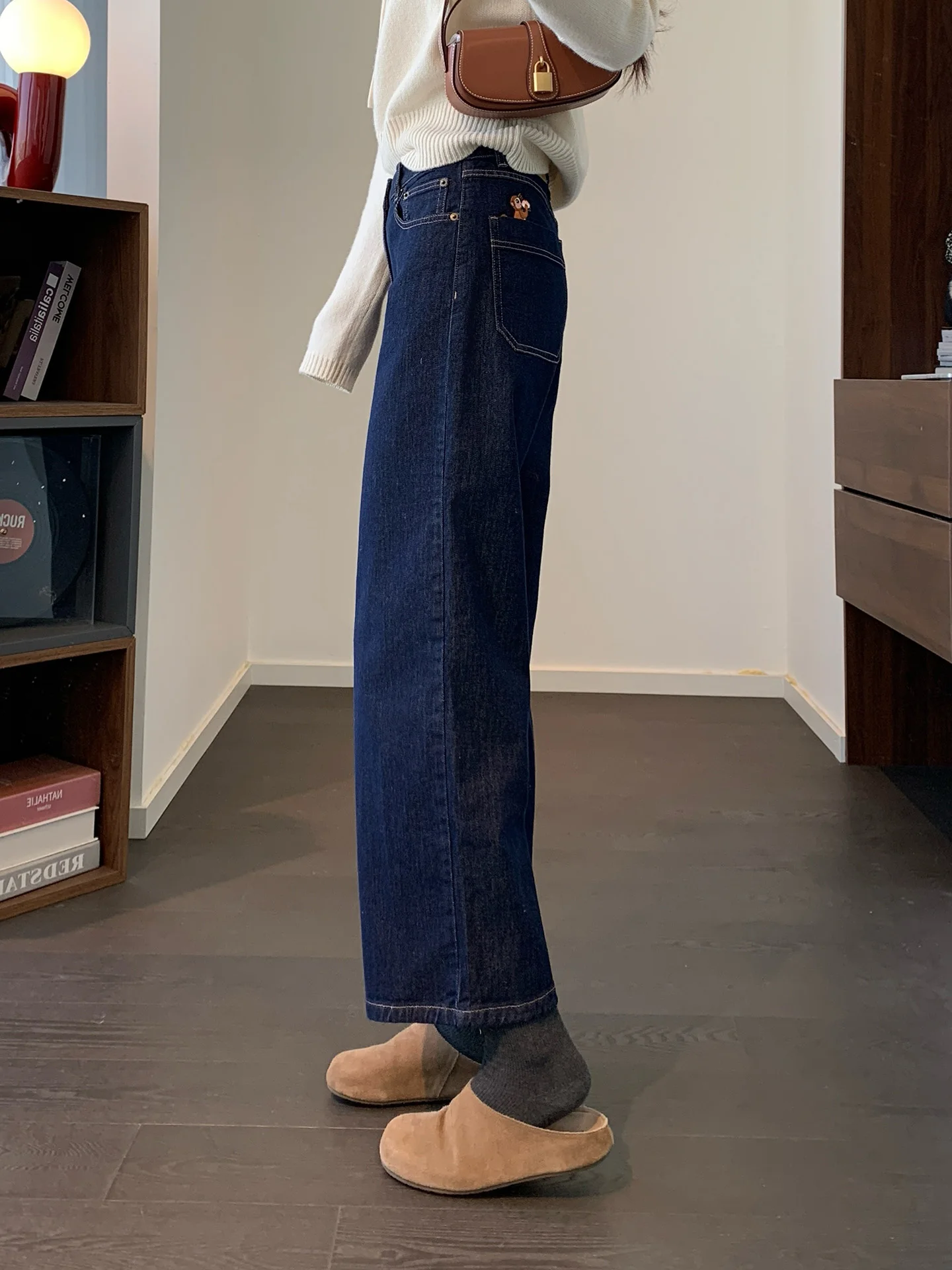 

Джинсы женские прямые с высокой талией, вышивкой, свободного кроя, комфортные, с эффектом удлинения ног, темно-синие, повседневные, из хлопкового денима