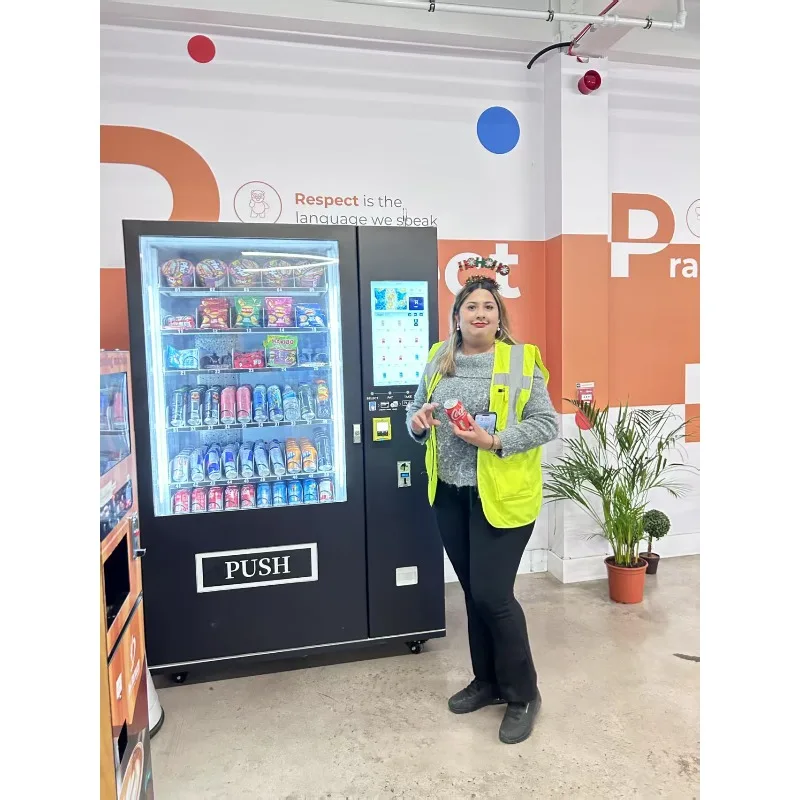 Snack Vending Machine Drinks & Cobo Vending Machine with Touch Screen Maquina Expendedora Extemrior Customized