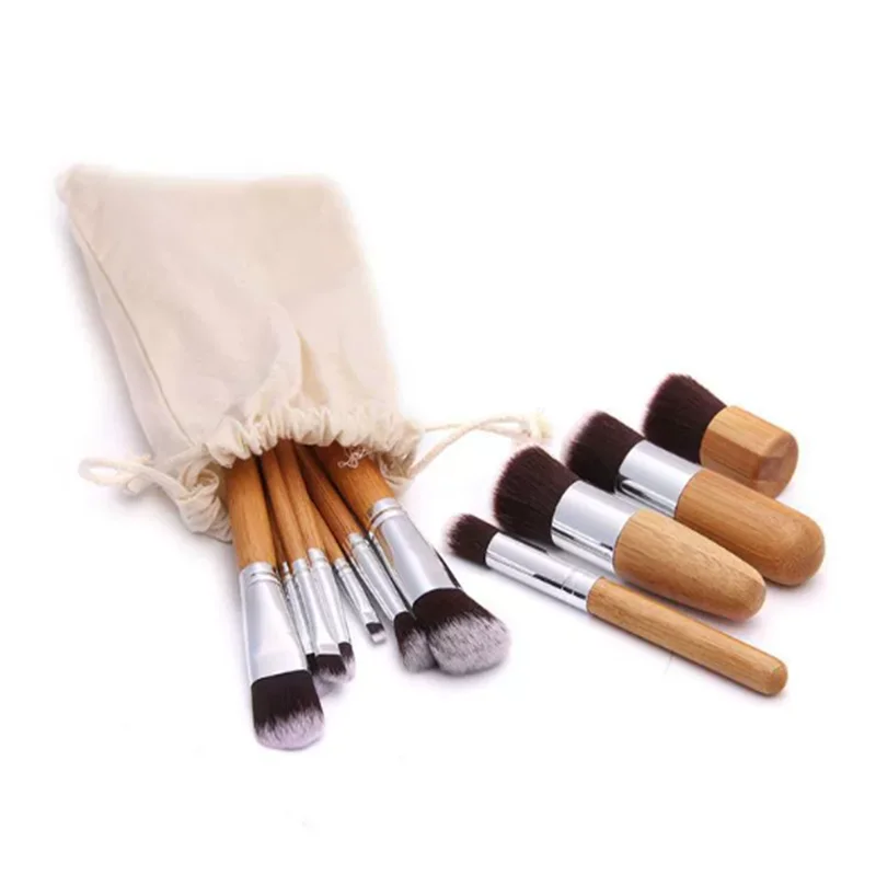 مجموعة فرش مكياج مكونة من 11 قطعة من الخيزران مع حقيبة قماش صديقة للبيئة عبر الحدود الأكثر مبيعًا أدوات تجميل محمولة بالجملة