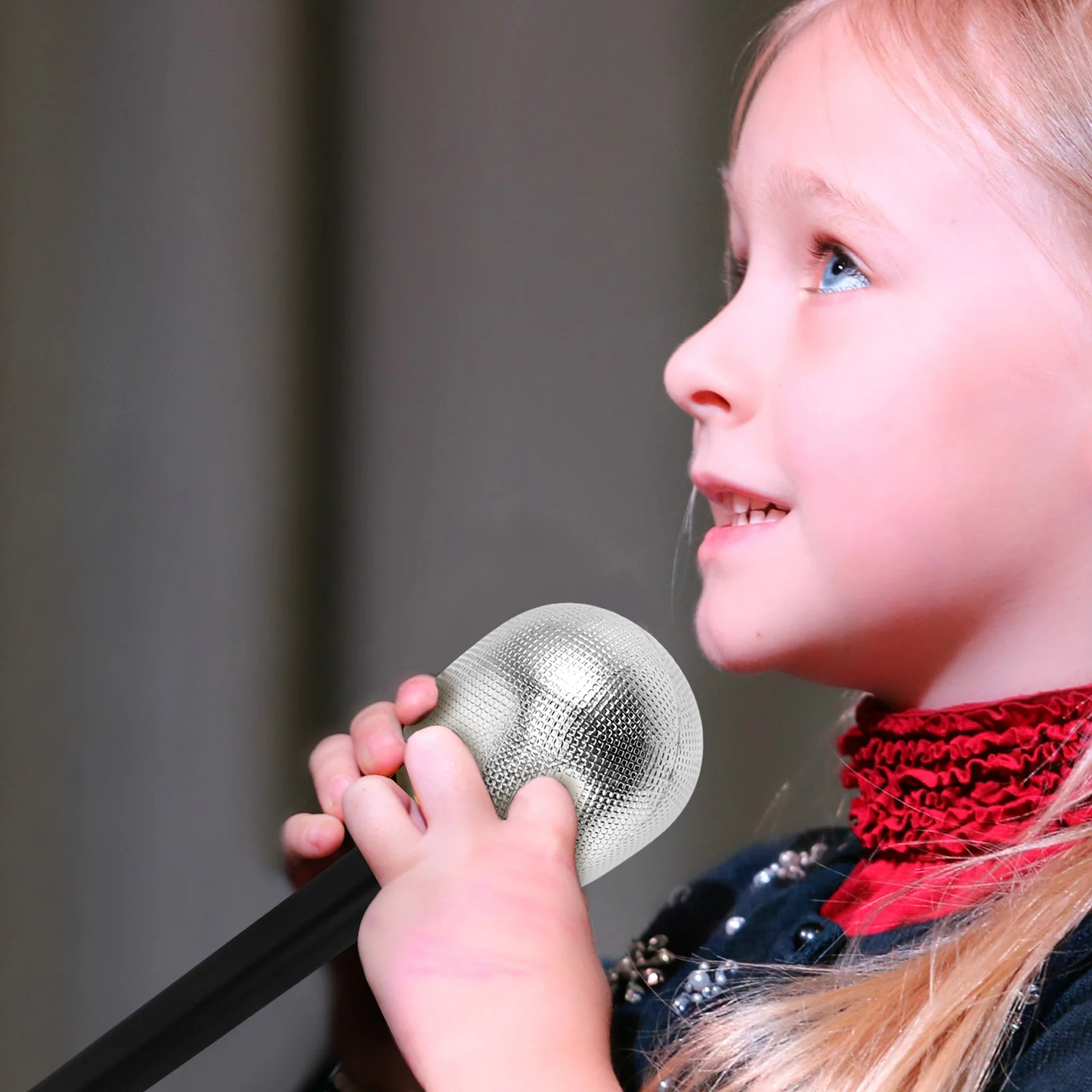 

2Pcs Fake Microphone Props High Quality Pretend Simulation Silver Realistic Child Toy Musical Instruments Party Cosplay Stage