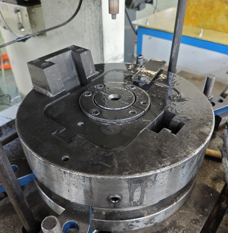 High Quality Hot Forge Stamping Mold for Brass Valve Stamping Tool Die