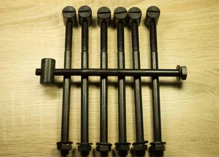 

2PC Nut Solid Iron Bench Bolts DIY Carpenter's Table Workbench Woodworking Accessories