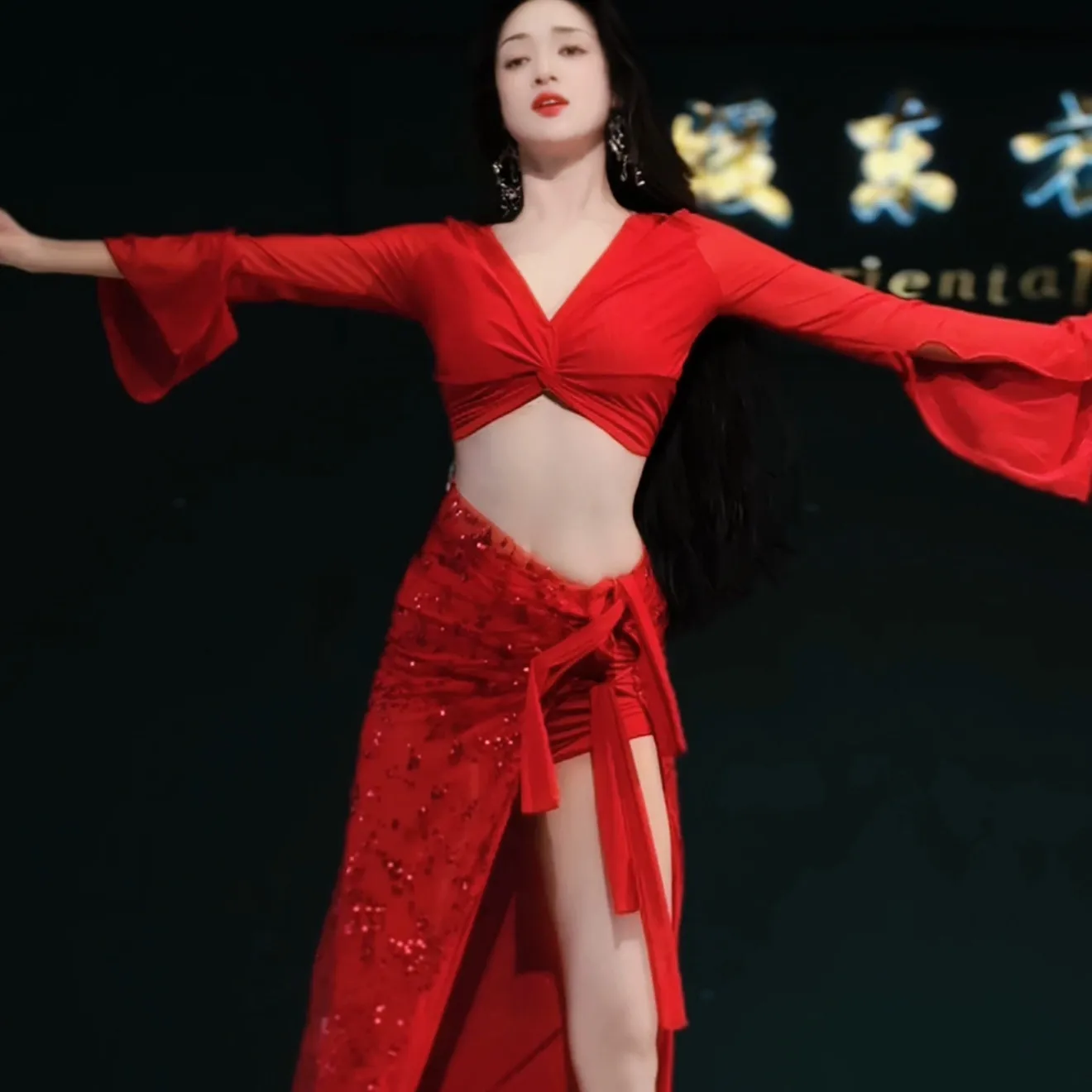 

New 2026 belly dance performance costume high-end sexy red sequin set adult oriental dance professional practice clothes