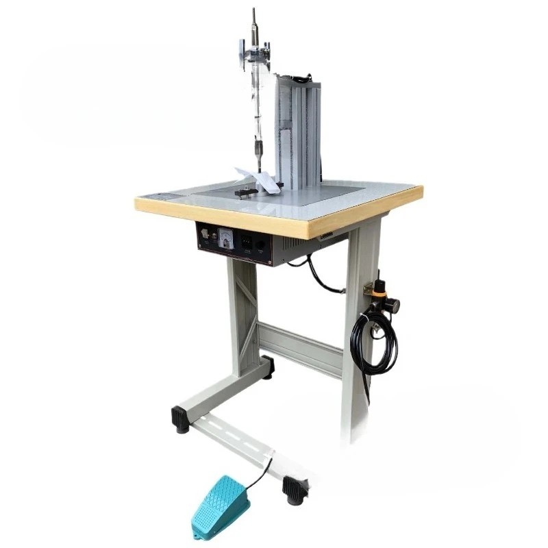 

Ultrasonic spot welding machine, stable and easy to use