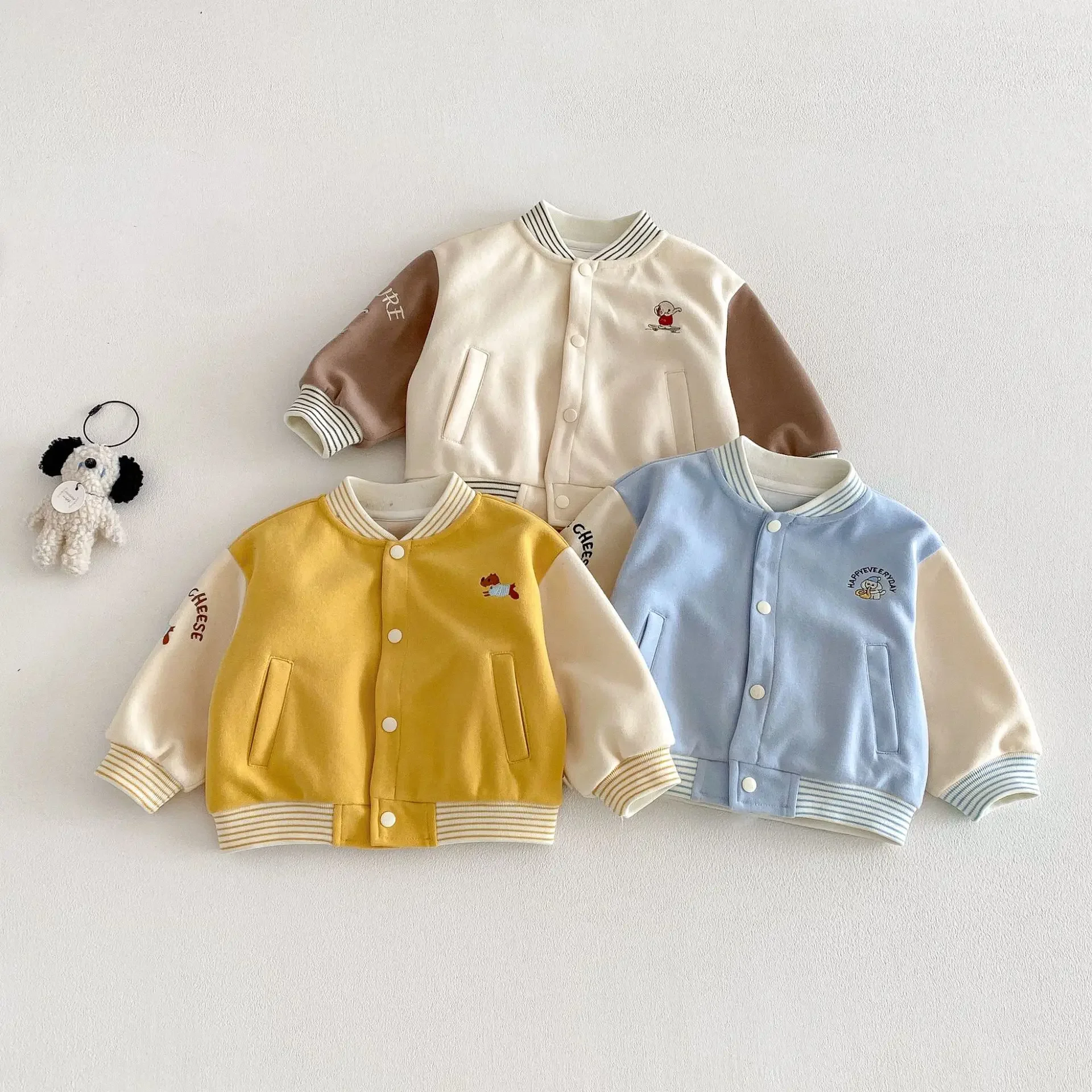 

Бейсбольная куртка для маленьких мальчиков, весна, От 0 до 5 лет, детское легкое пальто с цветными блоками и рукавами, милое легкое пальто с мультяшной вышивкой, детская одежда для мальчиков и девочек