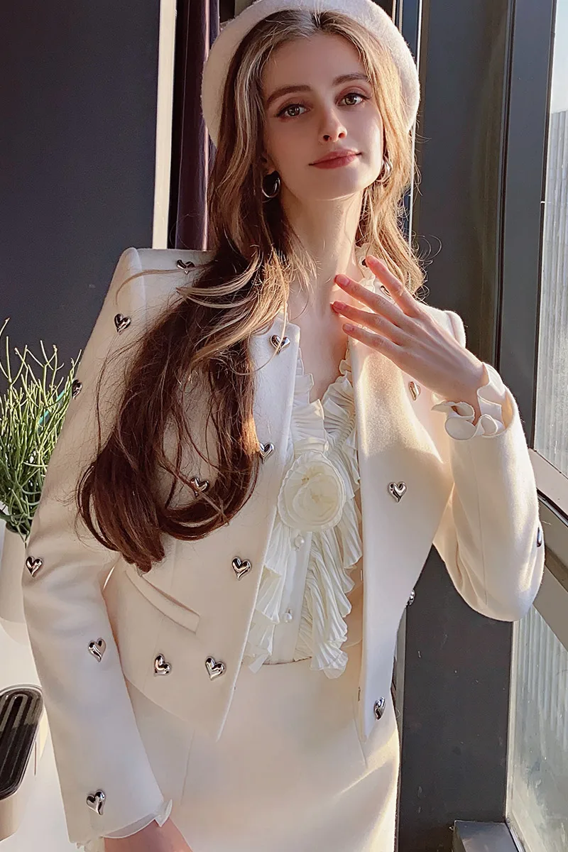 Dabuwawa Spring Autumn Female Trend Effortless Chic Rivet Heart Decorated Long Sleeve Short Coat Jacket 2023 DM1AOT002