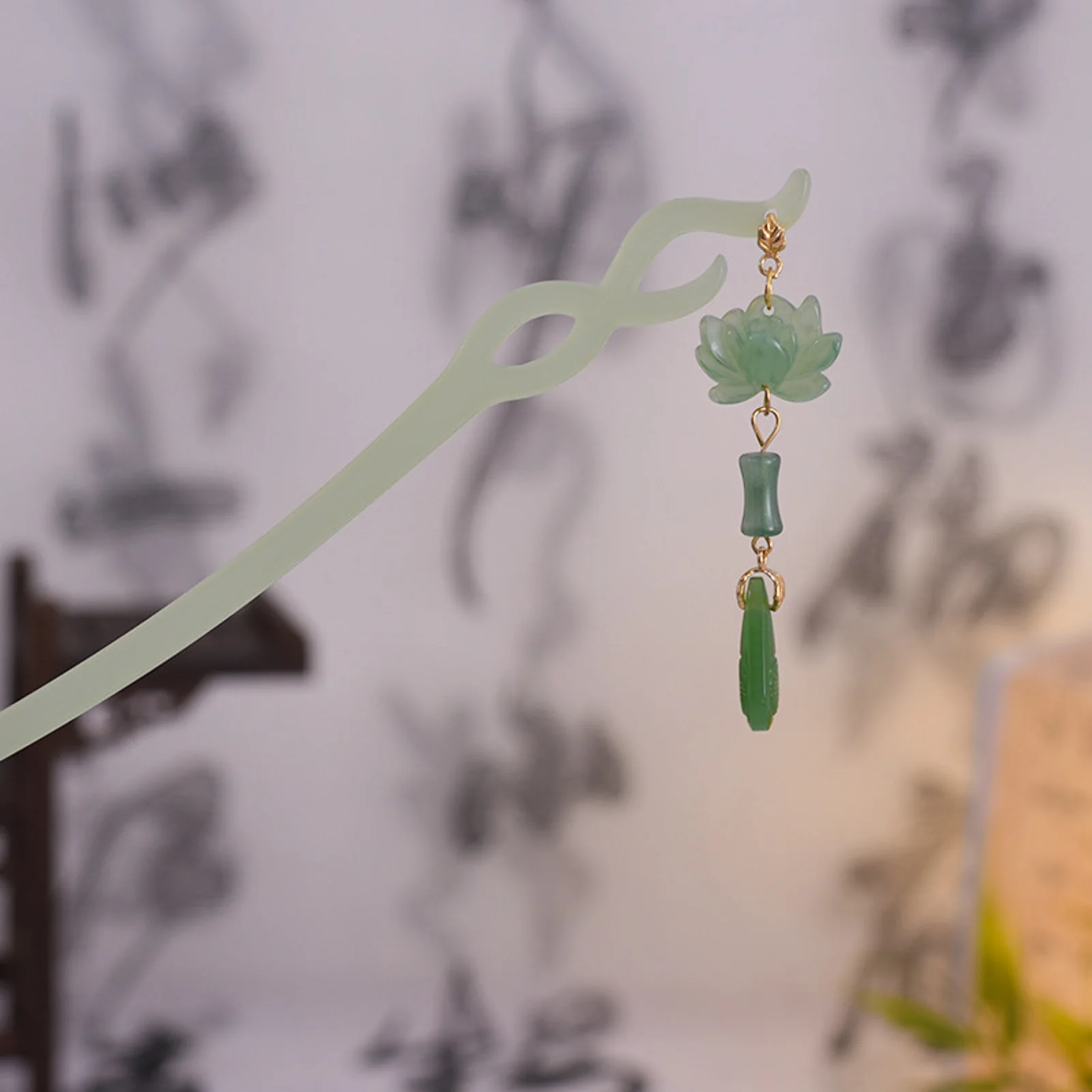 Vintage Wooden Hairpin For Women Chinese Ink Wash Butterfly Lotus Tassel Hair Stick Girls Trendy Hair Accessories Hair Clips view 3