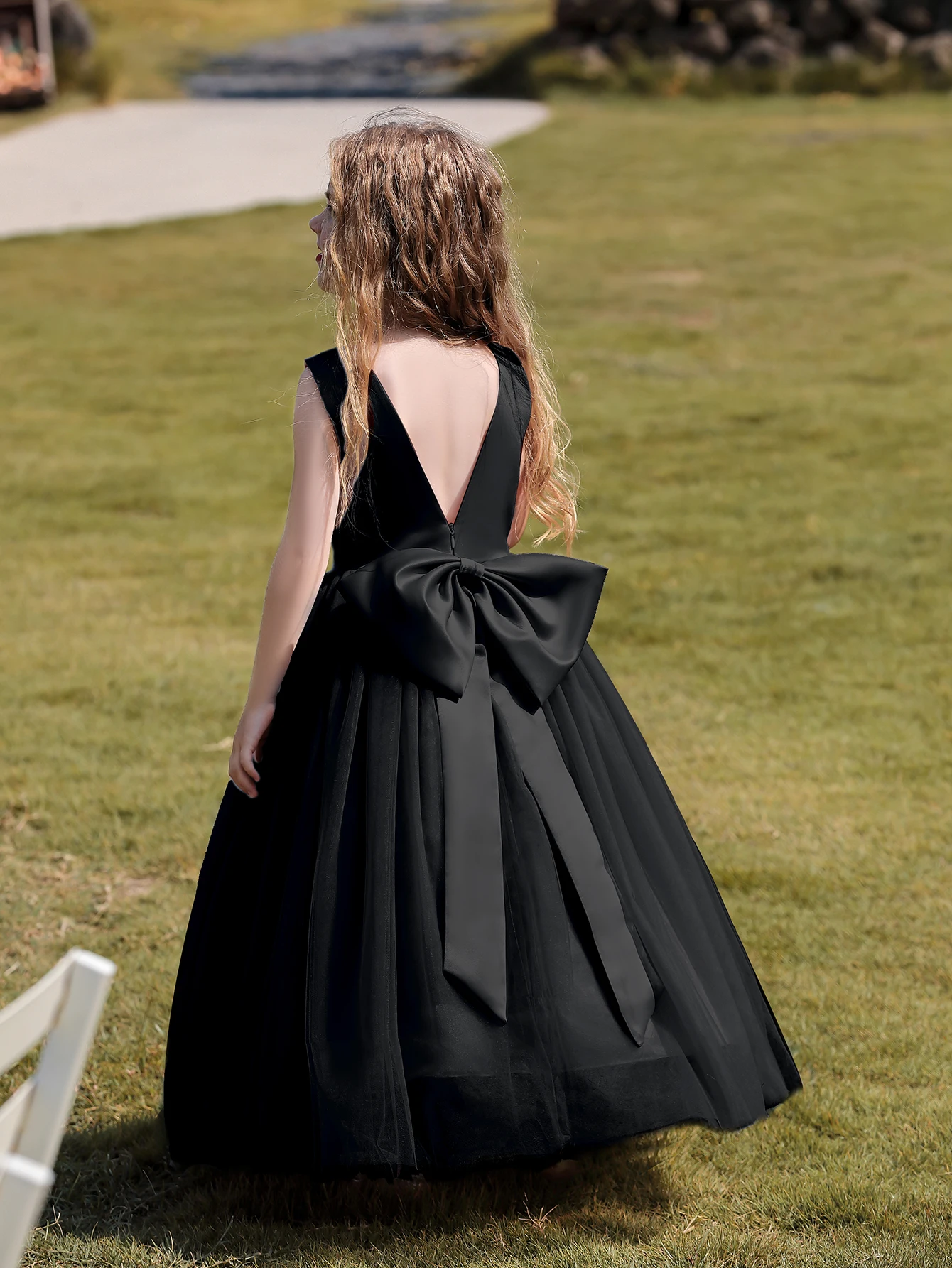 Luxury Satin Flower Girl Dress with Big Bow Sleeveless Fancy Formal Birthday Tulle Party Long Black Dresses