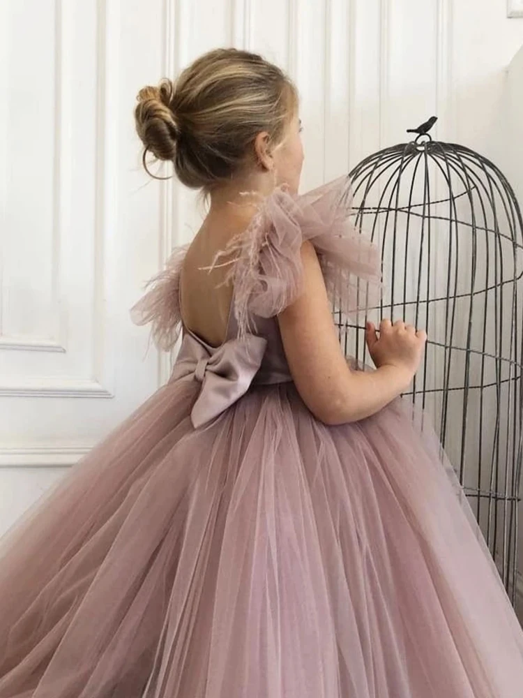 Pink Flower Girl Dresses Satin Top Tulle Puffy Skirt With Bow Feather Shoulder Sleeve For Wedding Birthday First Communion Gowns