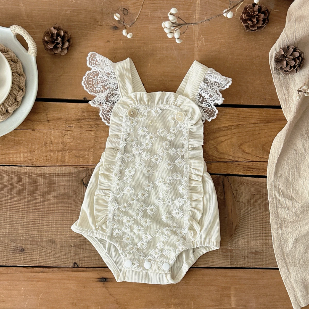 

Autumn New Baby Floral Fabric Splicing Baby Bodysuits Sleeveless Shoulder Strap Triangle Pants Jumpsuit set Overalls Romper