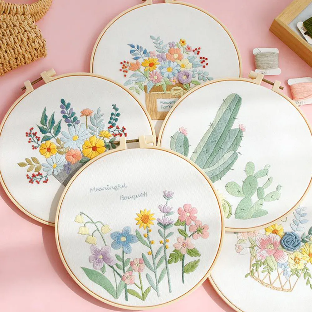 Flower Embroidery Starter Kit DIY Cross Stitch Set for Beginner Wreath Printed Sewing Art Craft Painting Home Decor Needle Art