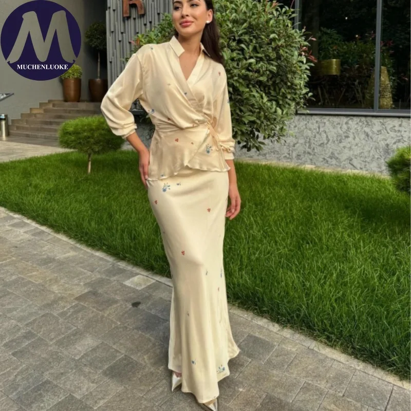 

Комплект из 2 предметов для женщин, новинка лета 2025 года, элегантные топы с длинными рукавами и принтом на шнуровке, костюмы, модные облегающие комплекты с юбкой на груди