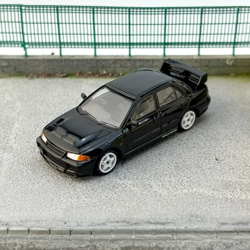 Tarmac Works 1/64 Mitsubishi Lancer GSR Evolution III Legering Speelgoed Motorvoertuig Diecast Metaal Model Geschenken