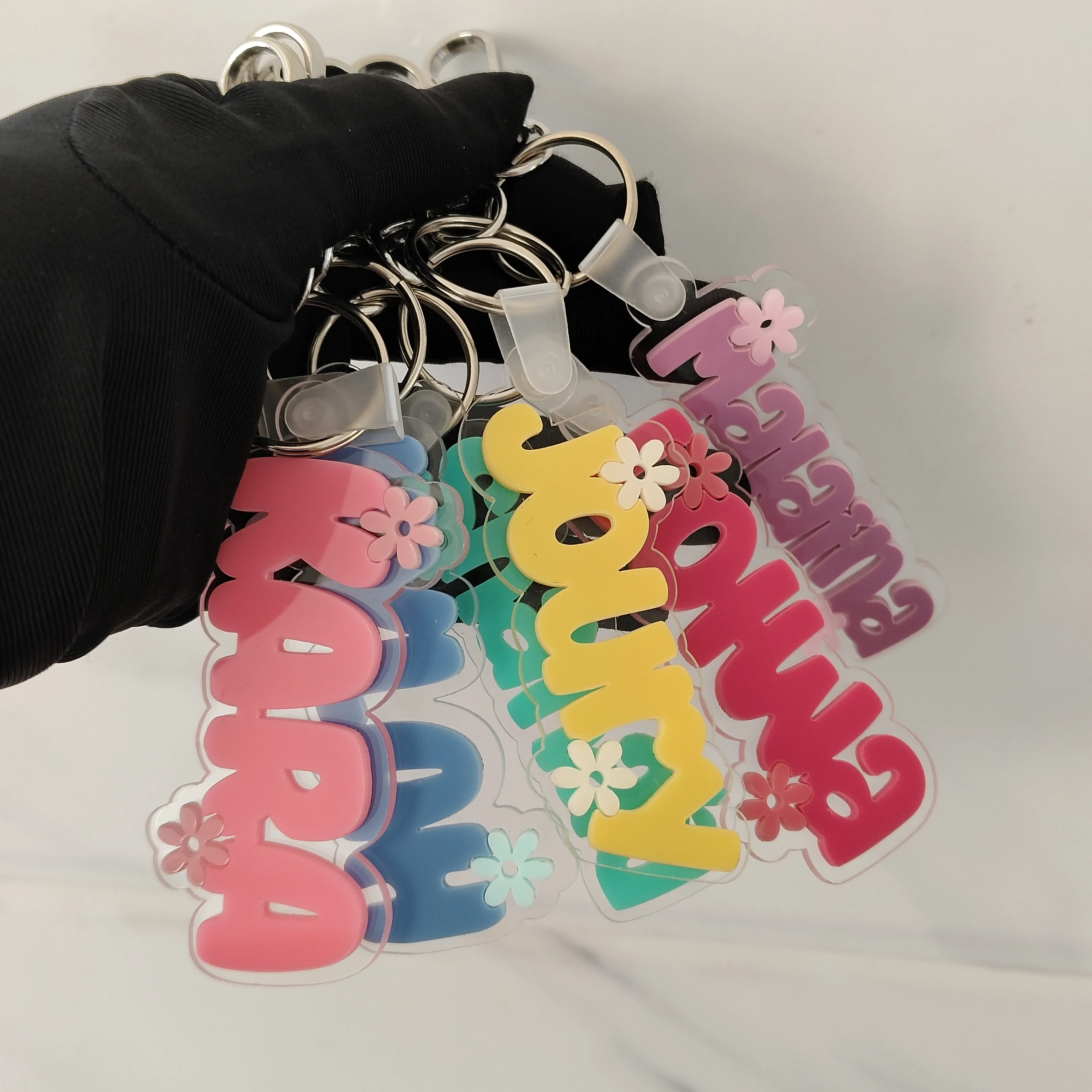 dcee-novo-atacado-nome-personalizado-chaveiro-acrilico-carta-personalizada-chaveiro-acrilico-presente-de-aniversario-fabricante-vendas-diretas