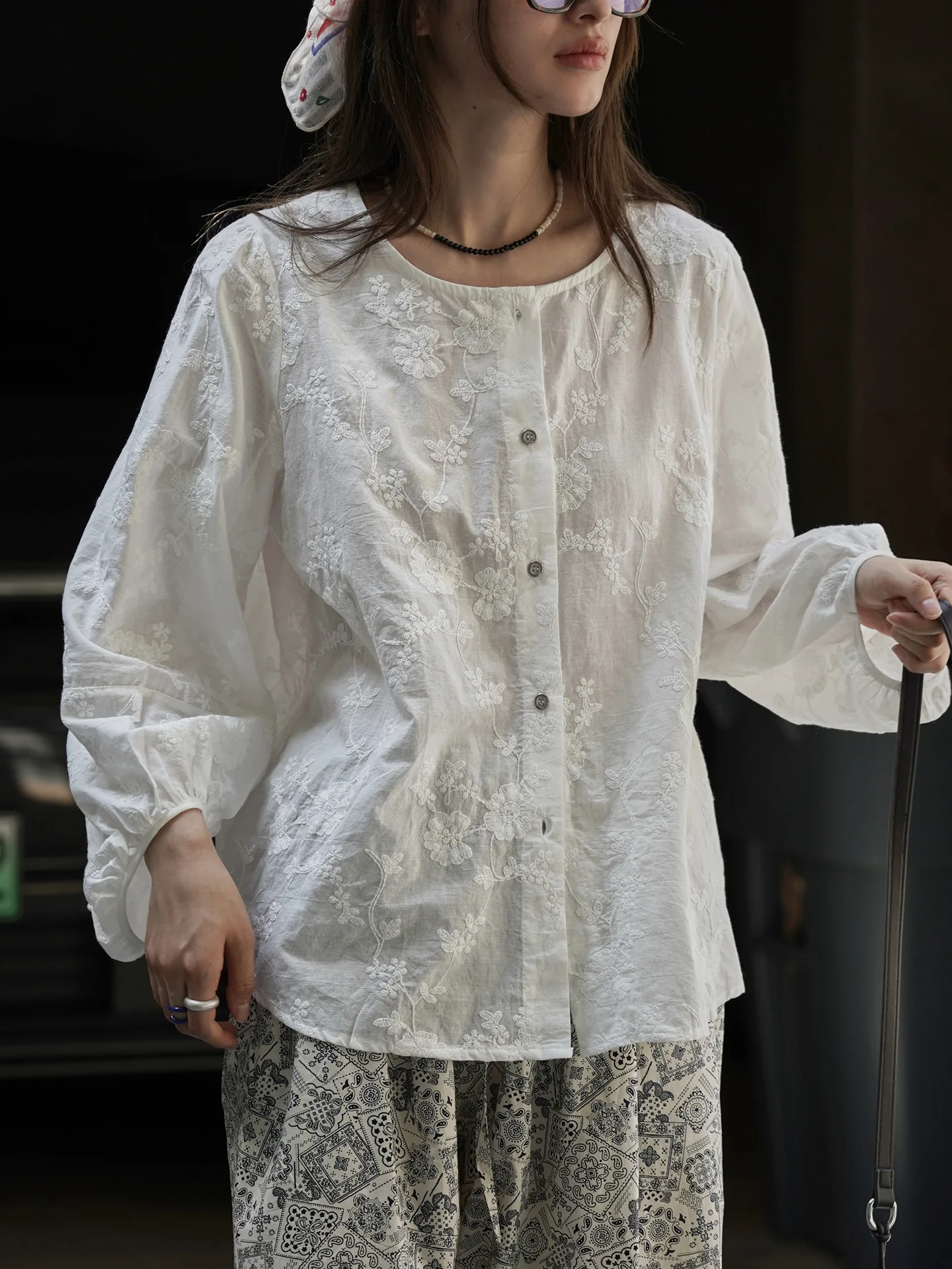 

Хлопковая рубашка с цветочной вышивкой, белая крестьянская блузка для женщин с длинным рукавом