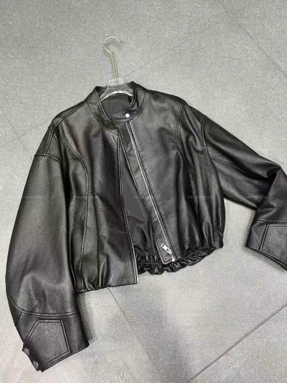 

Ning 2025 New Sle Women's Leather Jaet Coat High-End Sensation Small Size Genuine eepskin Long Sve Zipper