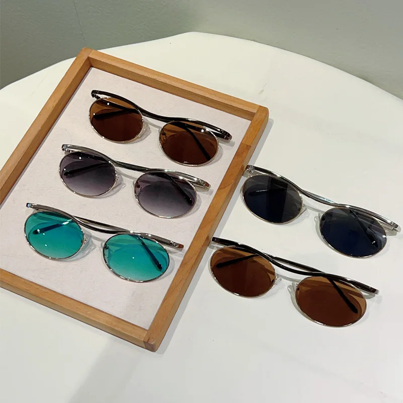 Vintage Kleine Runde Legierungs-Steampunk-Sonnenbrille für Männer Neue Mode Gradient Gothic Punk Sonnenbrille für Frauen Trendige Fahrbrille – Detail 1