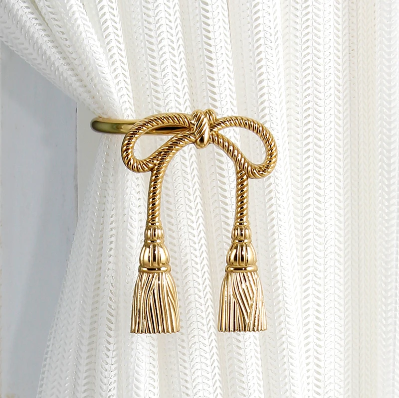 

American Light Luxury Retro Brass Curtain Hook Nordic Bedroom Living Room Sample Room American Design Decorative Hook