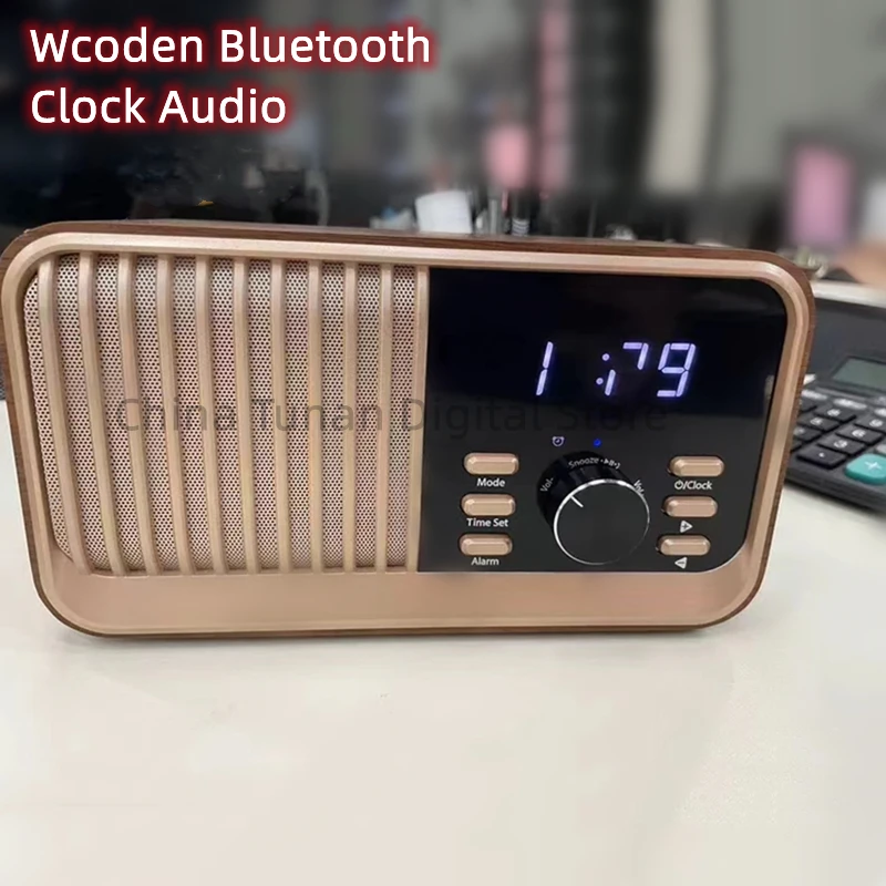 

Retro Bluetooth Speaker Home Living Room Desktop Wooden High Sound Quality Wireless Audio U Disk Plug in Music Player WD-700