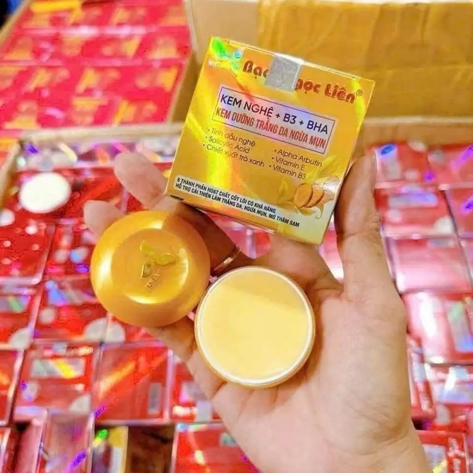 Vietnamese face cream Kem nghe bach ngoc lien duong trang da, ngua mun 10g