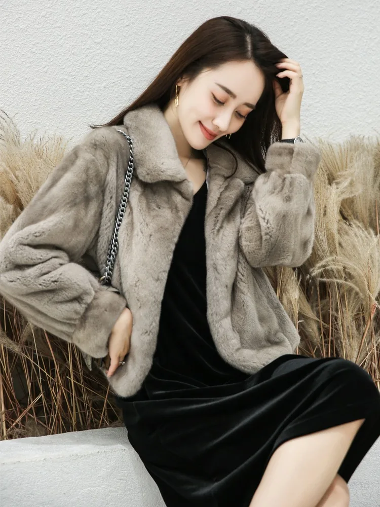 Overcoats Women's Short Square Collar Nine-Quarter Sleeve Three-Button Thickened Warm SolidColor Whole Mink Fashion Winter Loose