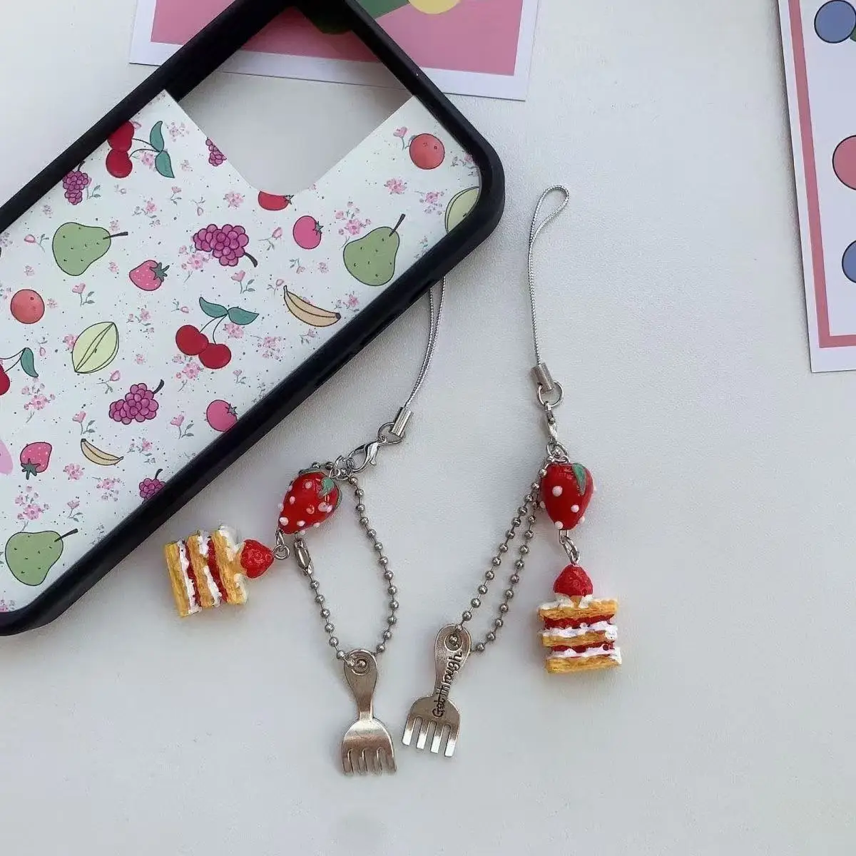 Cute Christmas Phone Chain Pendant Wrist Strap Anti-lost Lanyard Festival For iPhone Decorative Strap Bracelet Phone Accessories