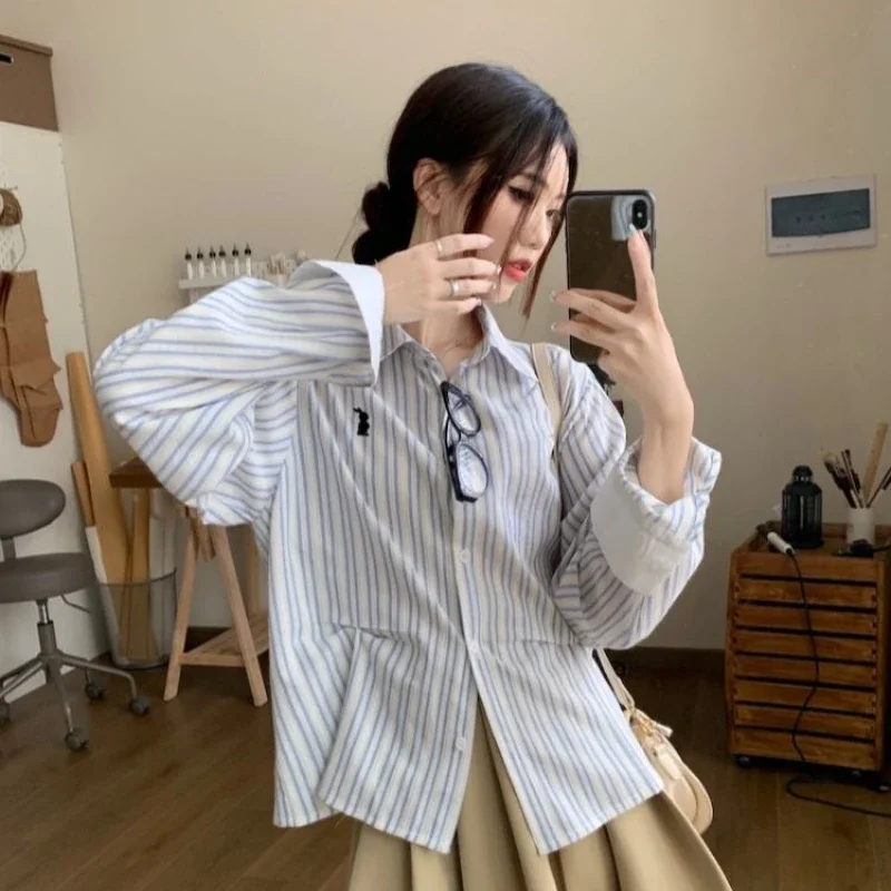 

Autumn French Striped Blouse Women New Design Niche Loose Versatile Shirt Female Casual Office Chic Tops 여성가을의류