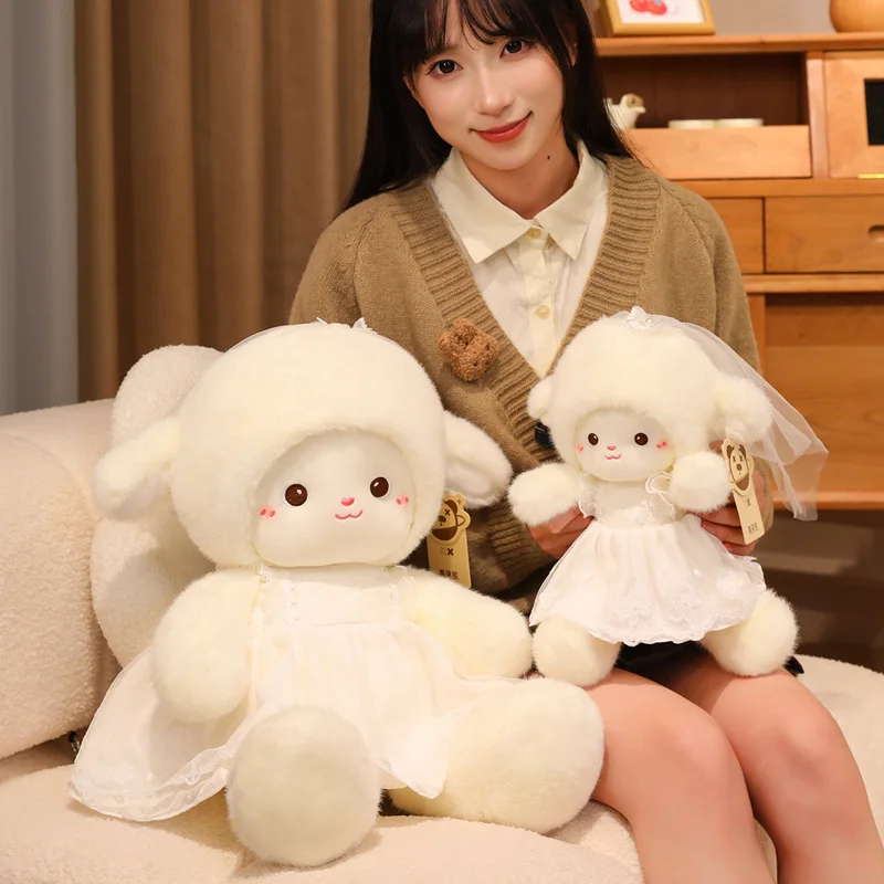 35-55 cm Bellissimo abito da sposa Pecora bianca Giocattoli di peluche Simpatico agnello Bambole di pezza Giocattoli morbidi di alta qualità per la decorazione della festa nuziale