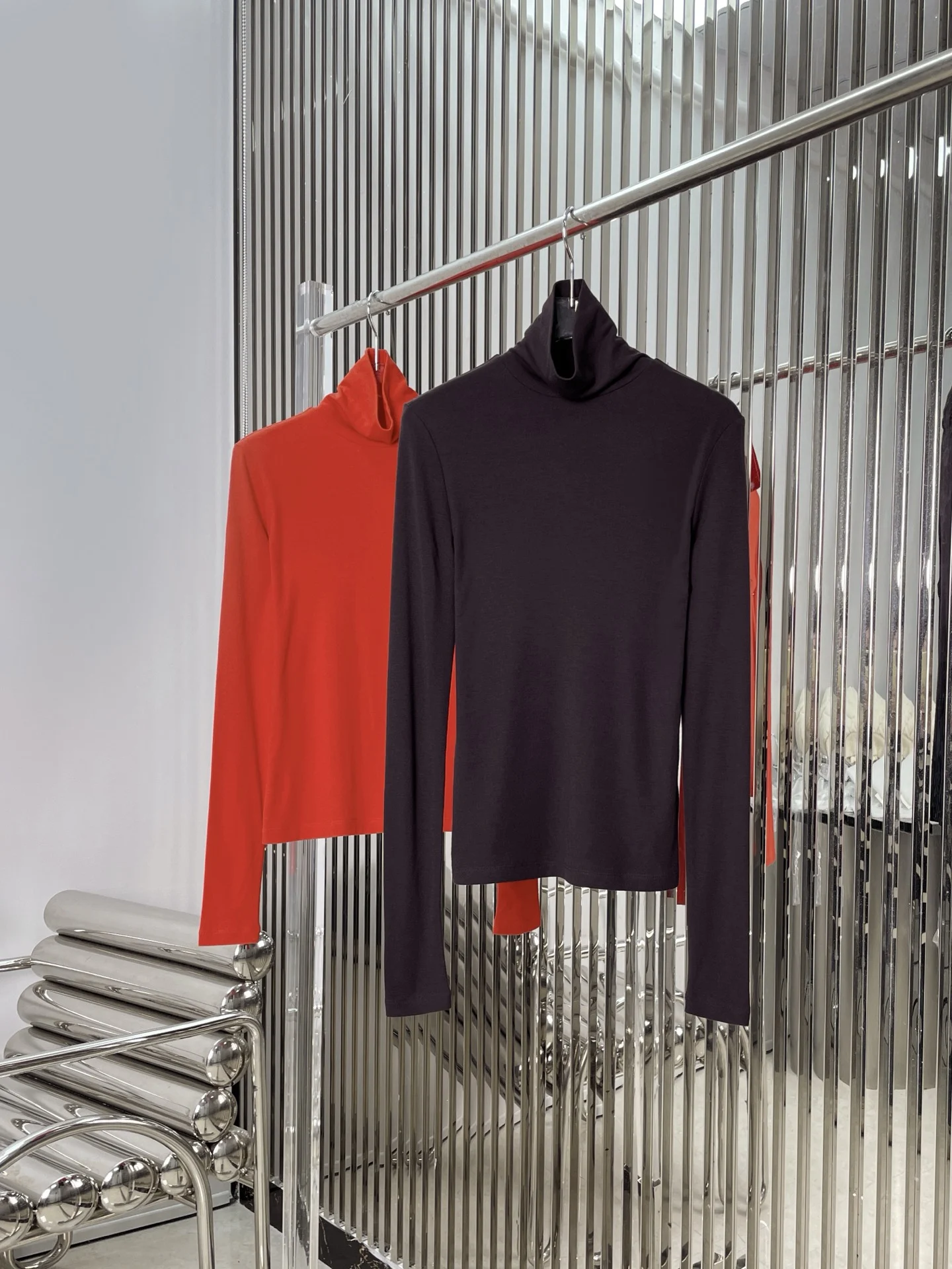 

Женский облегающий вязаный шерстяной свитер с длинным рукавом, шелковой вышивкой, высоким воротником, универсальный базовый слой, стройнящий силуэт